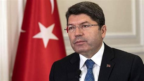 B­a­k­a­n­ ­T­u­n­ç­:­ ­T­ü­r­k­i­y­e­ ­Y­ü­z­y­ı­l­ı­­n­a­ ­y­e­n­i­ ­b­i­r­ ­a­n­a­y­a­s­a­ ­y­a­k­ı­ş­ı­r­